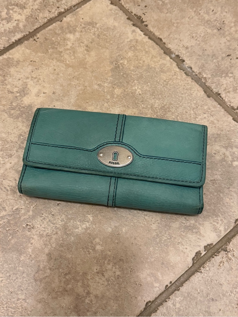 Fossil Teal Leather Fold Wallet with Lock Plate